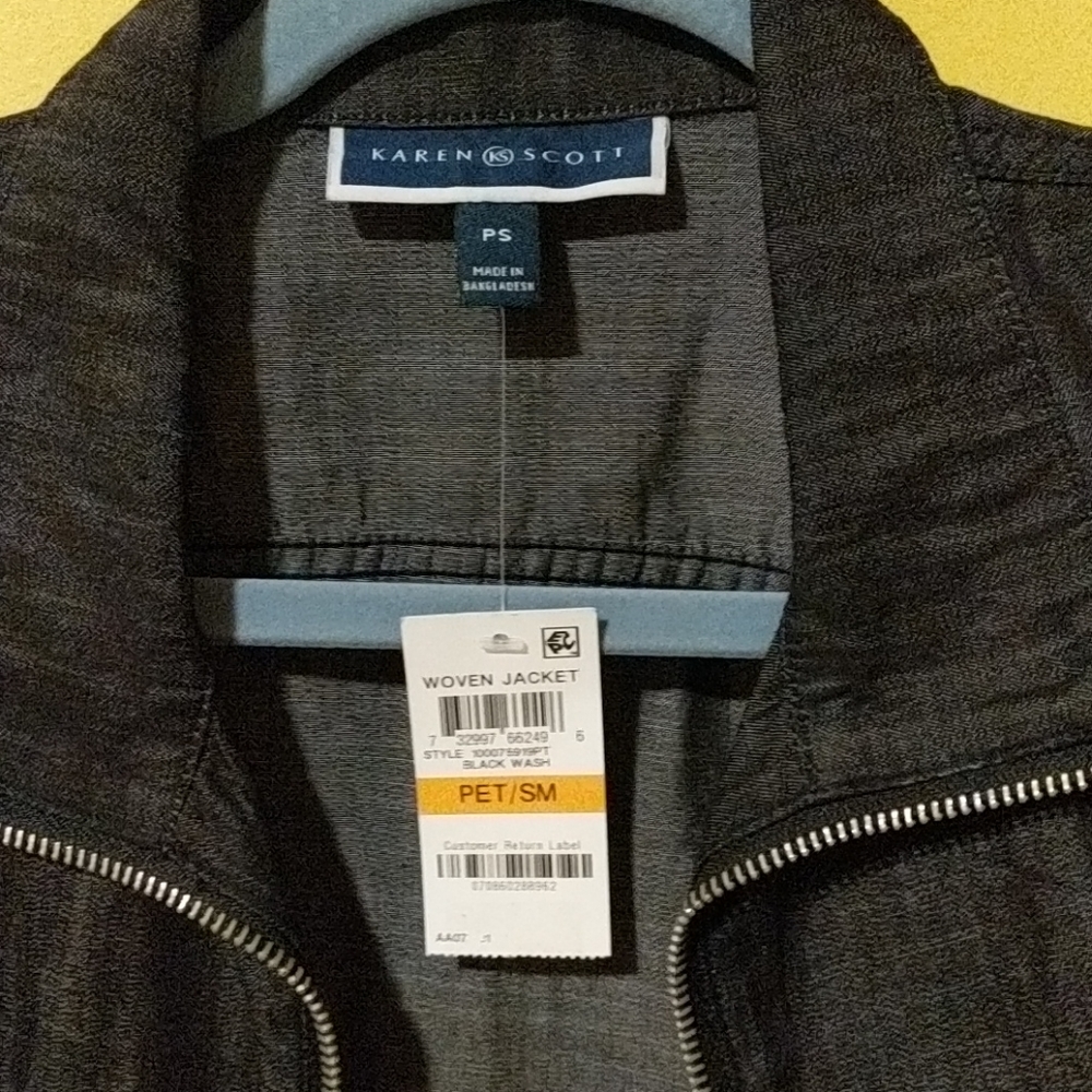 Jacket - Picture 2 of 3